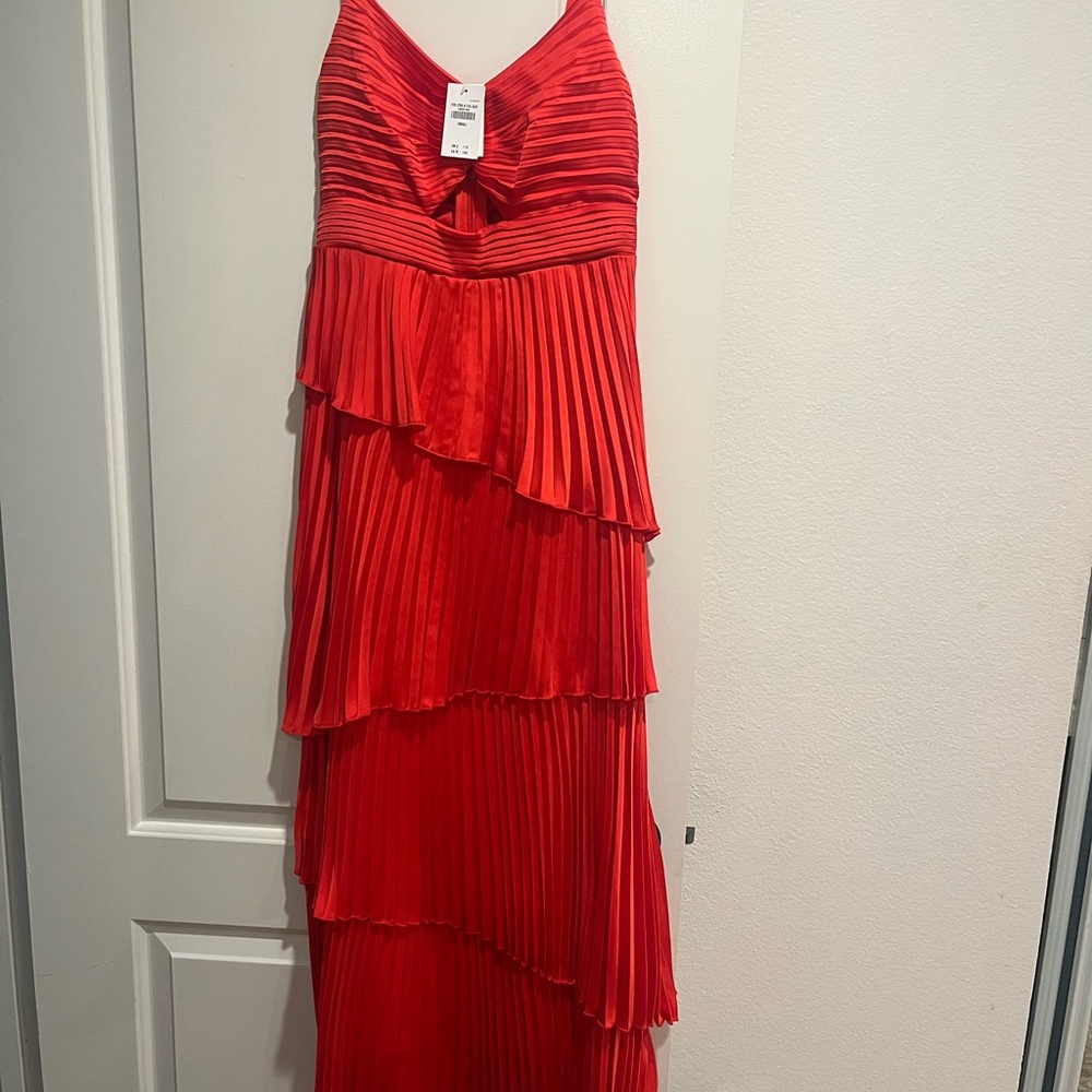 NWT Stunning red Rylie Tiered Ruffle Maxi Dress tiered layers